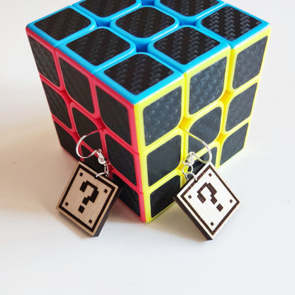 Pendientes "Question Block"